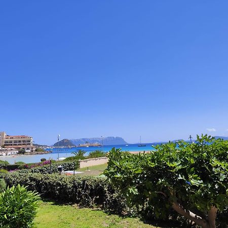 Rooms, Affittacamere Maksim Golfo Aranci Exterior foto